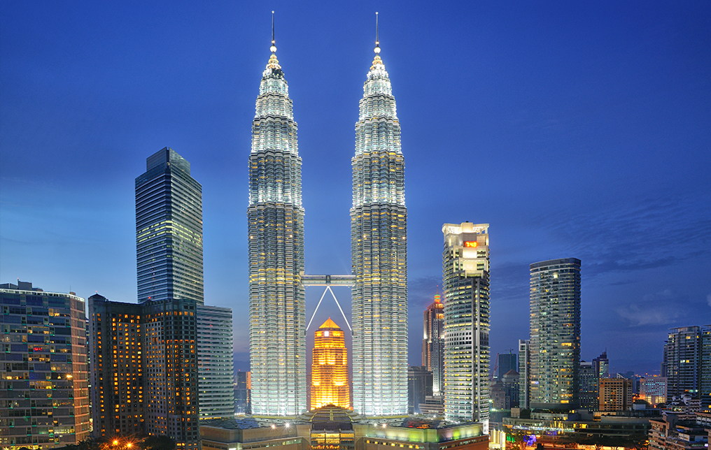 Petronas Towers – Kuala Lumpur, Malaysia